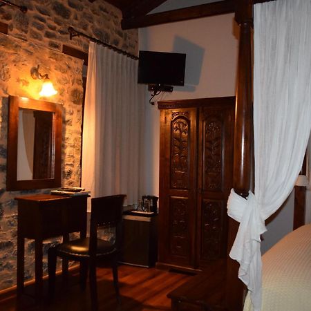 Eos - Authentic Experience Hotel Skiti Luaran gambar