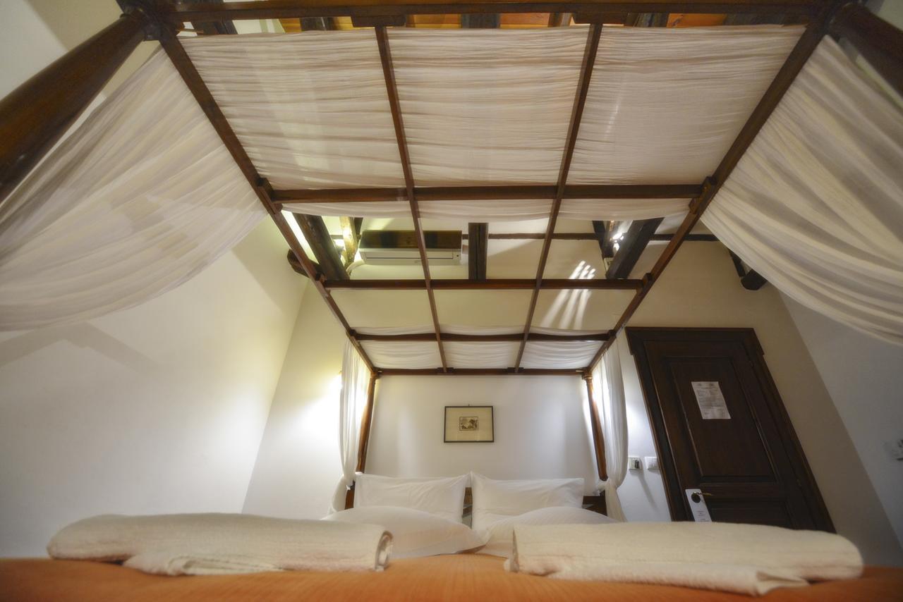 Eos - Authentic Experience Hotel Skiti Luaran gambar